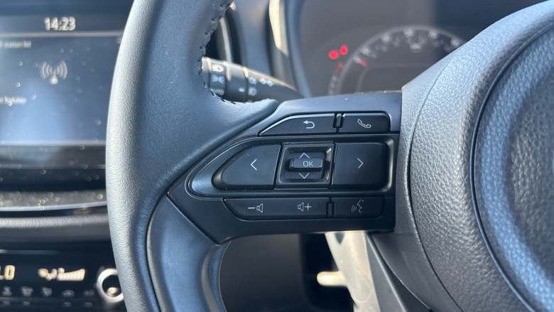 Toyota Aygo X 1.0 VVT-i Edge 5dr Petrol Hatchback